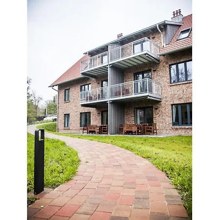 Narrow Luzin Modern Retreat בית נופש *