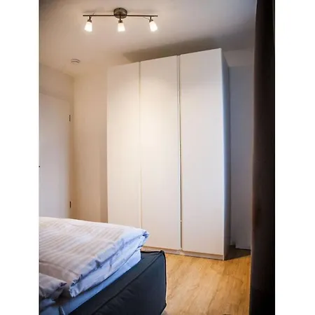 בית נופש Narrow Luzin Modern Retreat