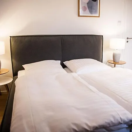 בית נופש Narrow Luzin Modern Retreat *