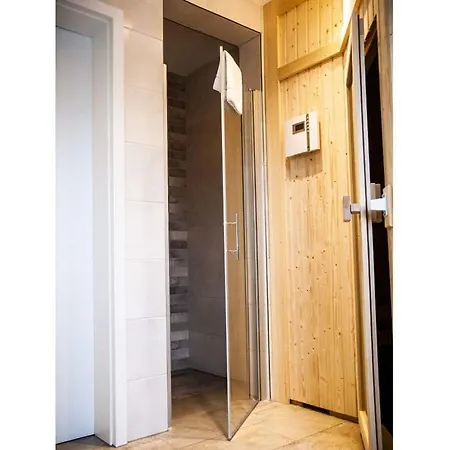 Narrow Luzin Modern Retreat Amtshof