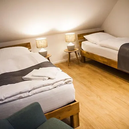 בית נופש Narrow Luzin Modern Retreat *